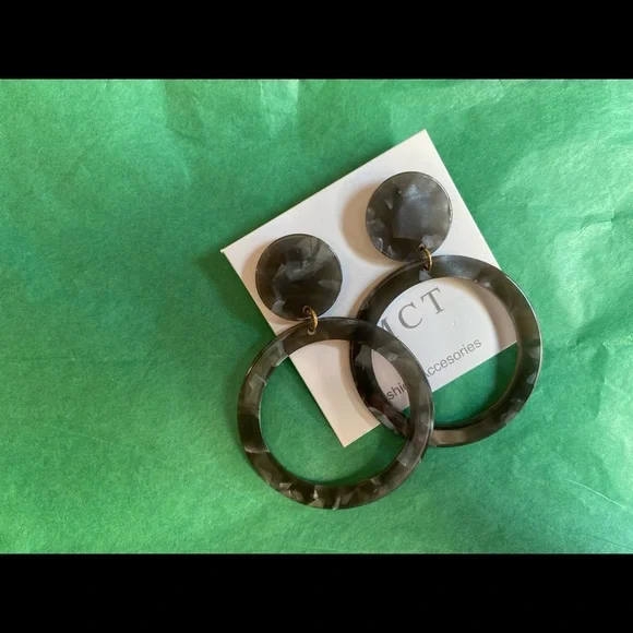 Earring Bundle - Picture 3 of 6